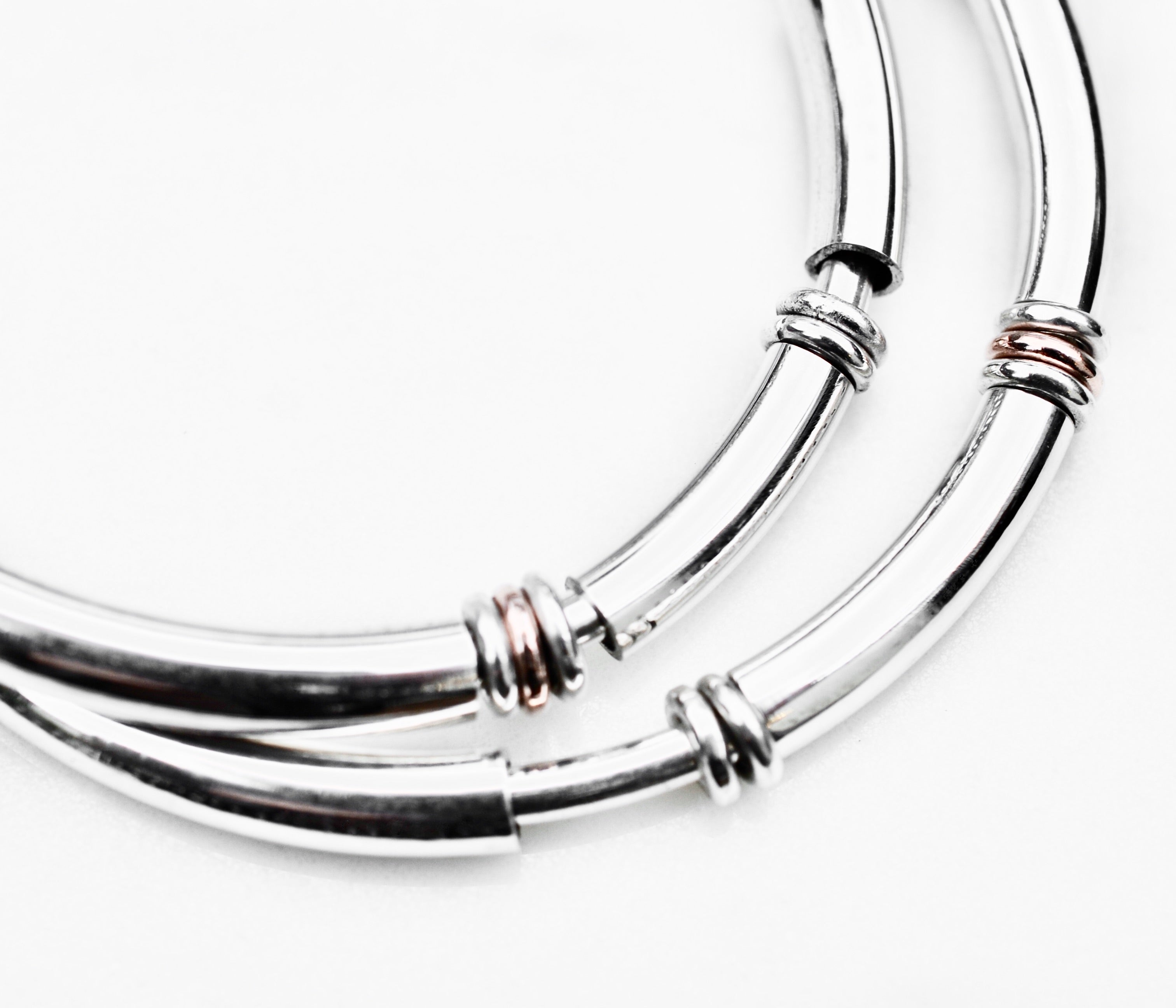 Orbiting Bangle